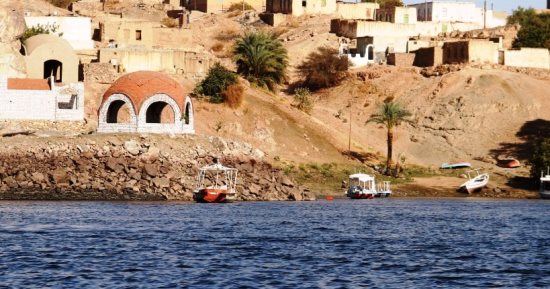 رمضان فى النوبة أحلى.. لـمة الإفطار الجماعى لأهالى جزيرة هيسا.. صور