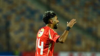 كولر يمنح حسين الشحات تعليمات خاصة قبل مواجهة الزمالك فى السوبر الأفريقى