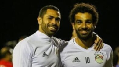 محمد صلاح لـ أحمد فتحي بعد اعتزاله كرة القدم: بالتوفيق يا فليبو