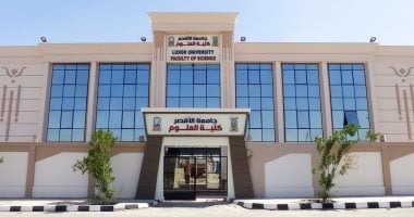 رئيس جامعة الأقصر تصدر قرارات تعيين أساتذة بكليات الفنون والآثار.. تعرف عليها