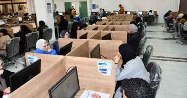 241 طالبا وطالبة يؤدون امتحانات نهاية الترم الأول بـ"صيدلة الإسماعيلية"