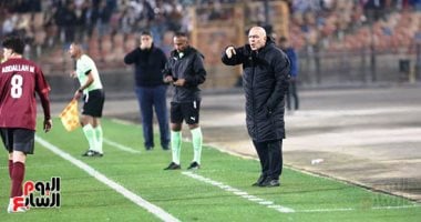 جروس للاعبى الزمالك: التحديات أكبر بعد التأهل لربع نهائى الكونفدرالية